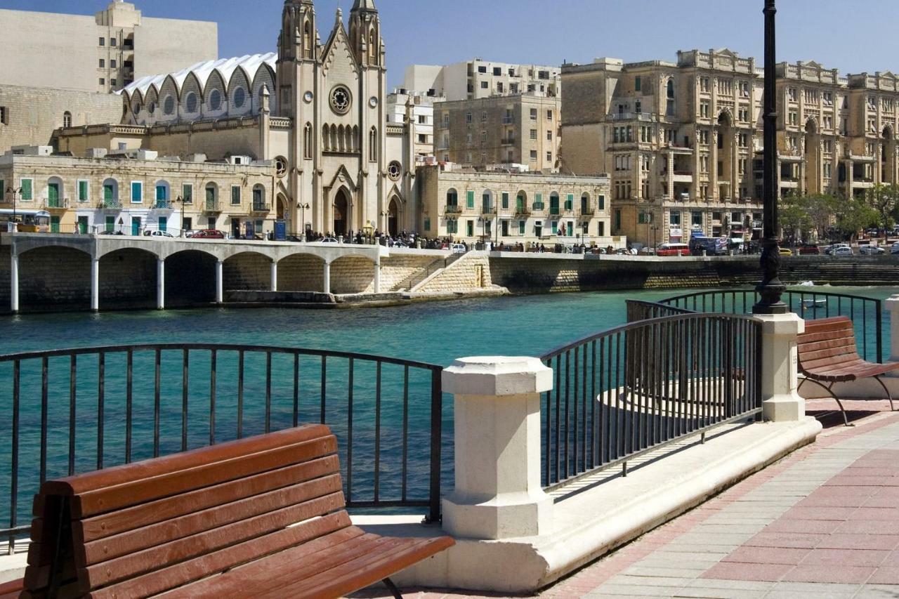 Apartment In Fort Cambridge With Pool Sliema Exterior foto